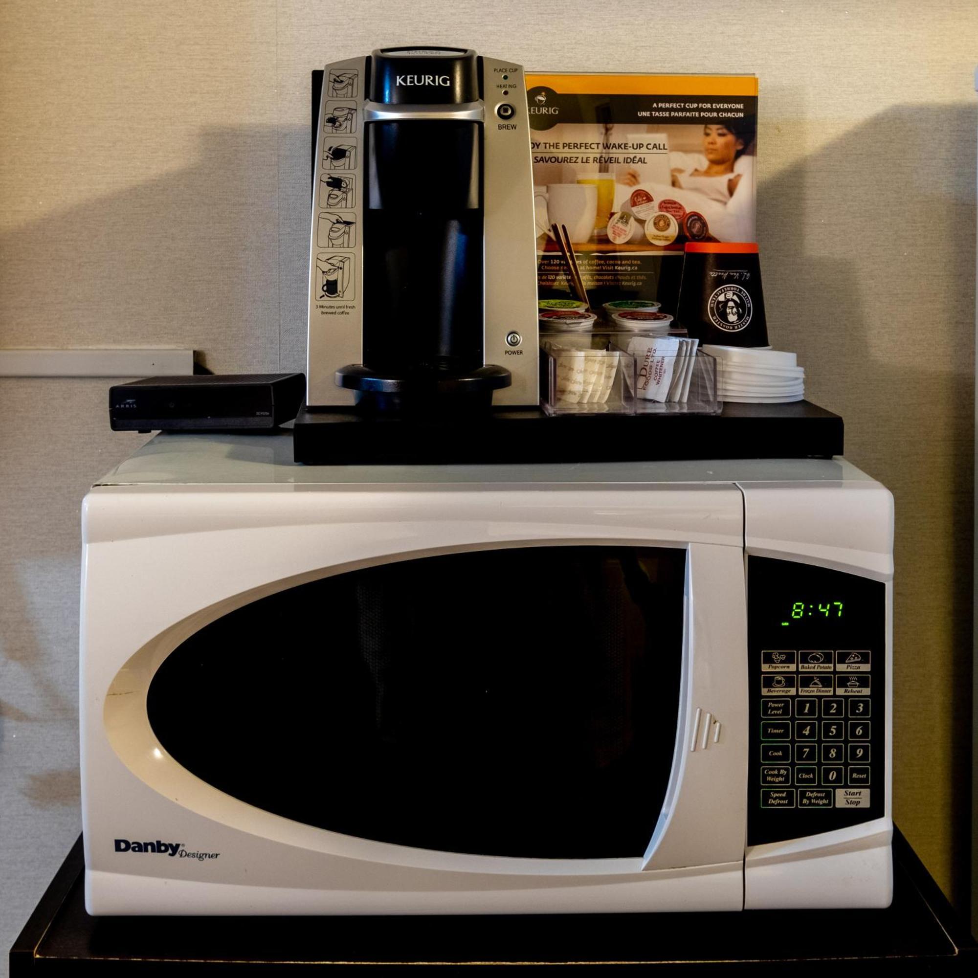 Perfect Inns & Suites Weyburn Esterno foto