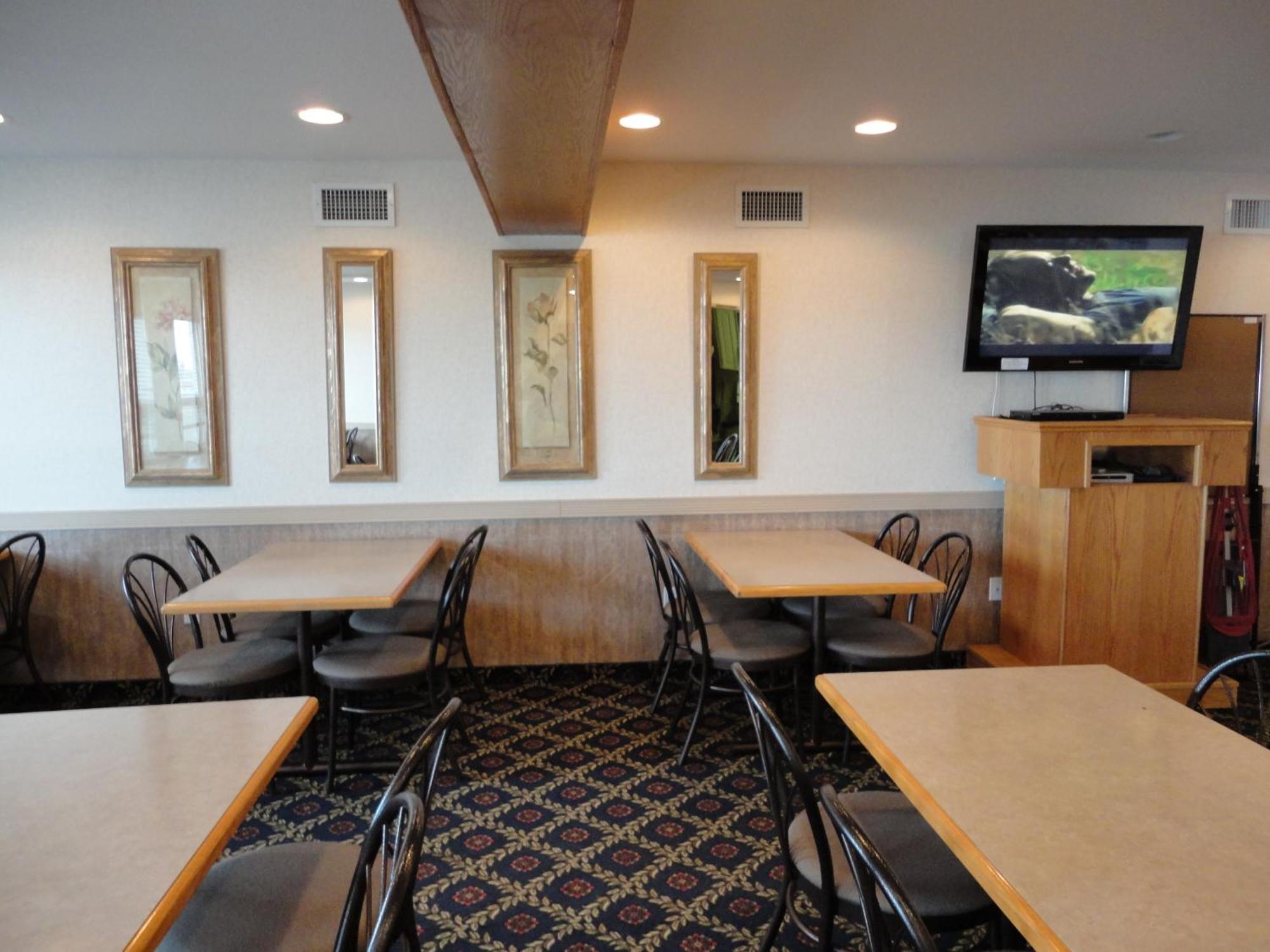 Perfect Inns & Suites Weyburn Esterno foto