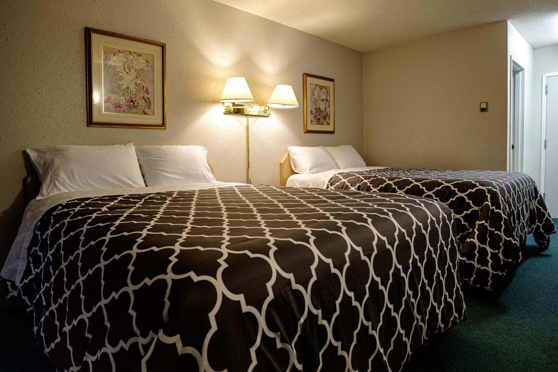 Perfect Inns & Suites Weyburn Esterno foto